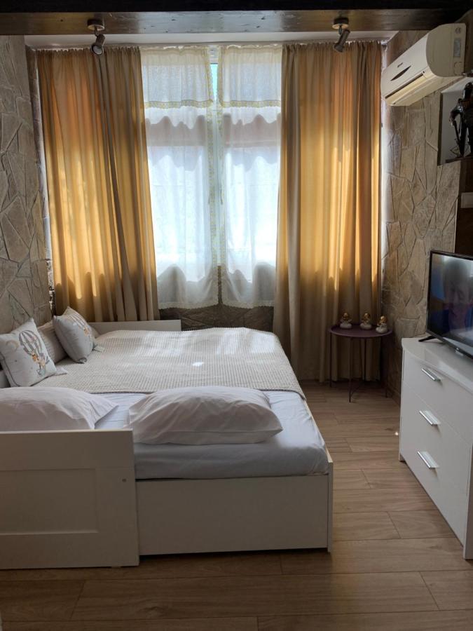 Анси Pomorie Kültér fotó